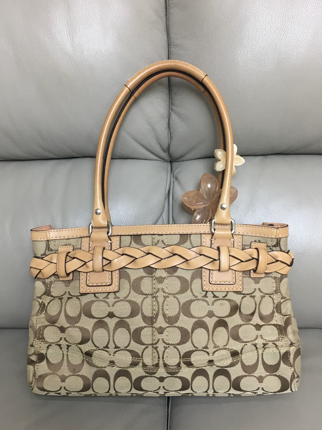 코치 베이지 갸루 숄더백 상품이미지2