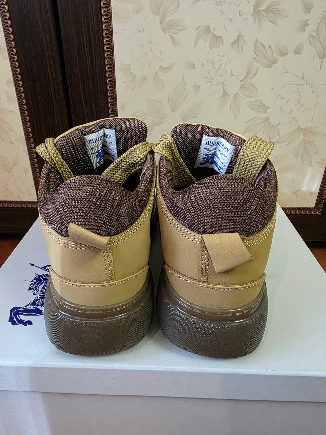 버버리 트랙 부츠 41 상품이미지4