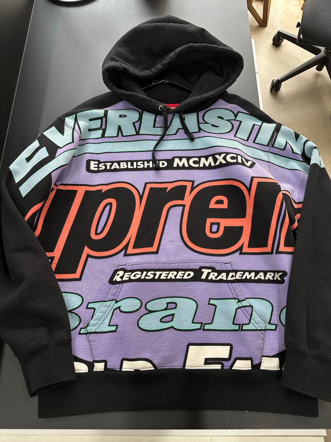 슈프림 21SS 에버레스팅 후드티 상품이미지5