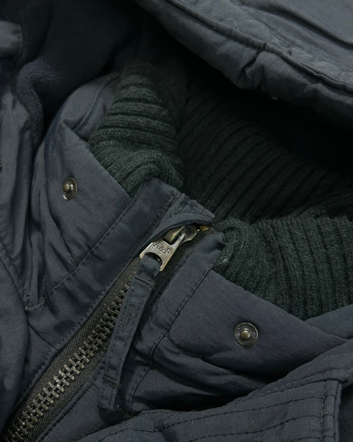 아베크롬비 y2k 패치로고 패딩 상품이미지7