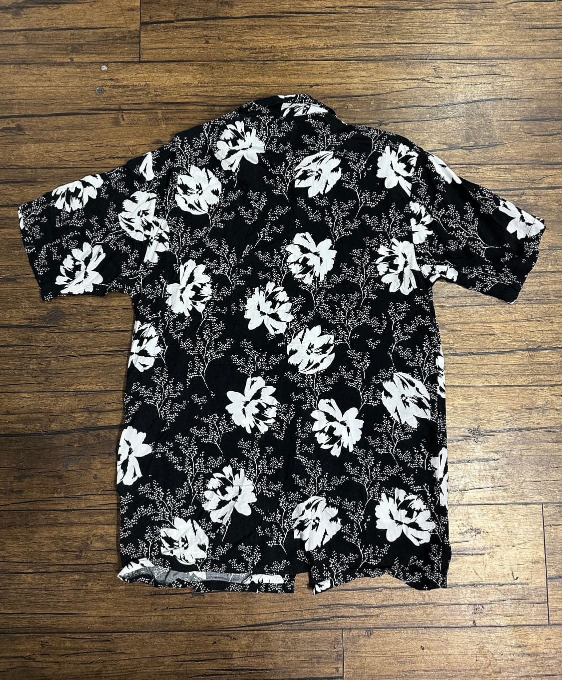 Chic&Cheap 시크앤치프 블랙 플라워 반팔 빈티지셔츠 L 상품이미지3