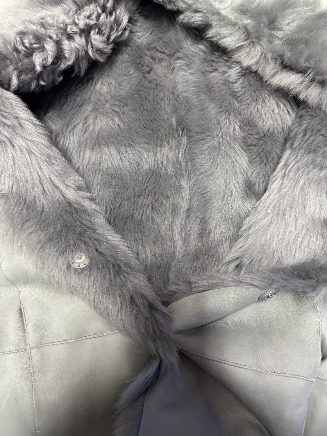 정품!! 여성 파비아나필리피 천연 모피 롱 무스탕 코트 상품이미지3