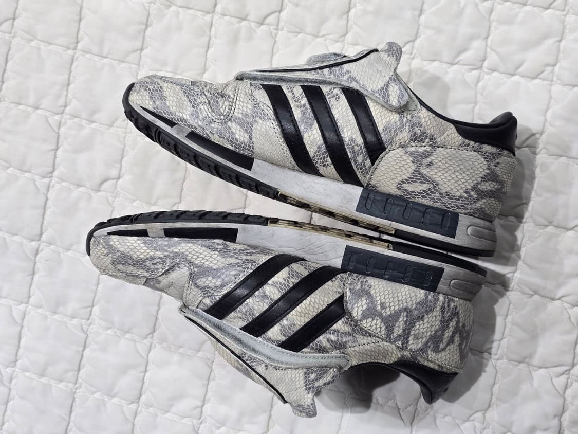 아디다스 스네이크 패턴 운동화 상품이미지4