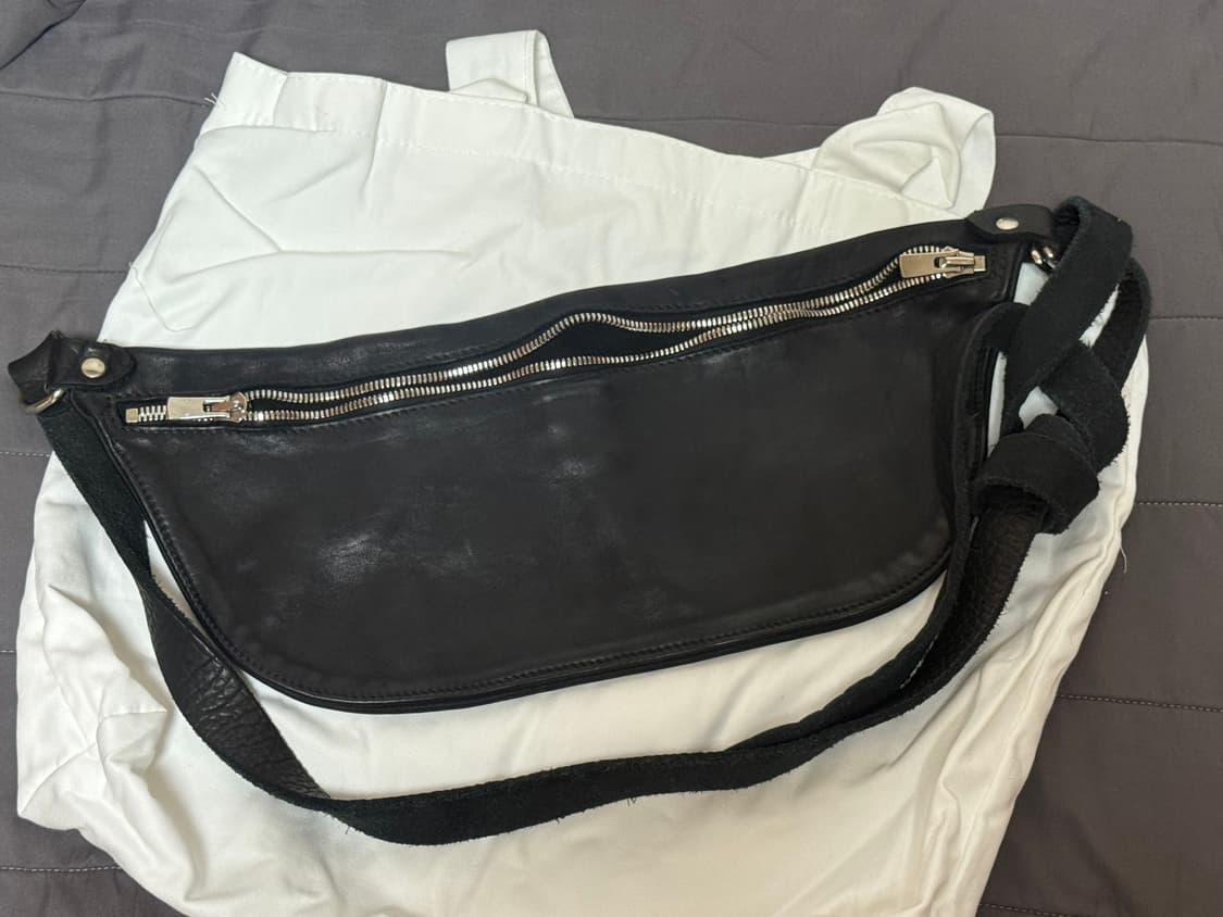 구이디 크로스백 상품이미지1