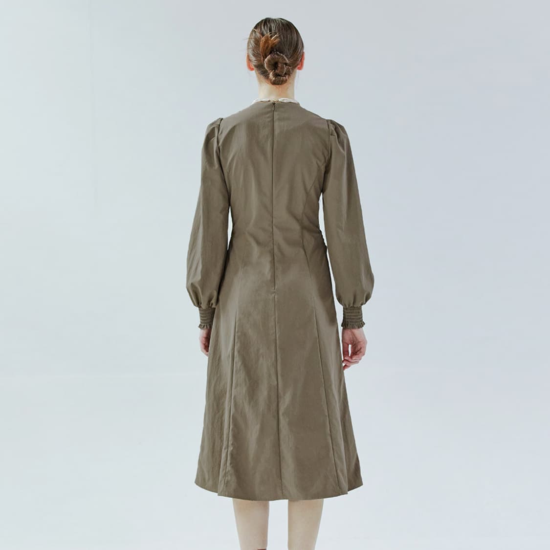 에트몽(ATMON) 핀턱 스트링 스모크 원피스 55 상품이미지3