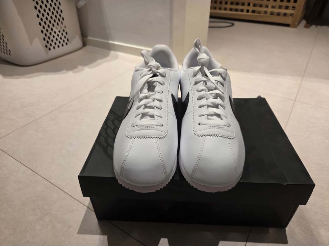 새상품_나이키 코르테즈 화이트 블랙 275mm 상품이미지1