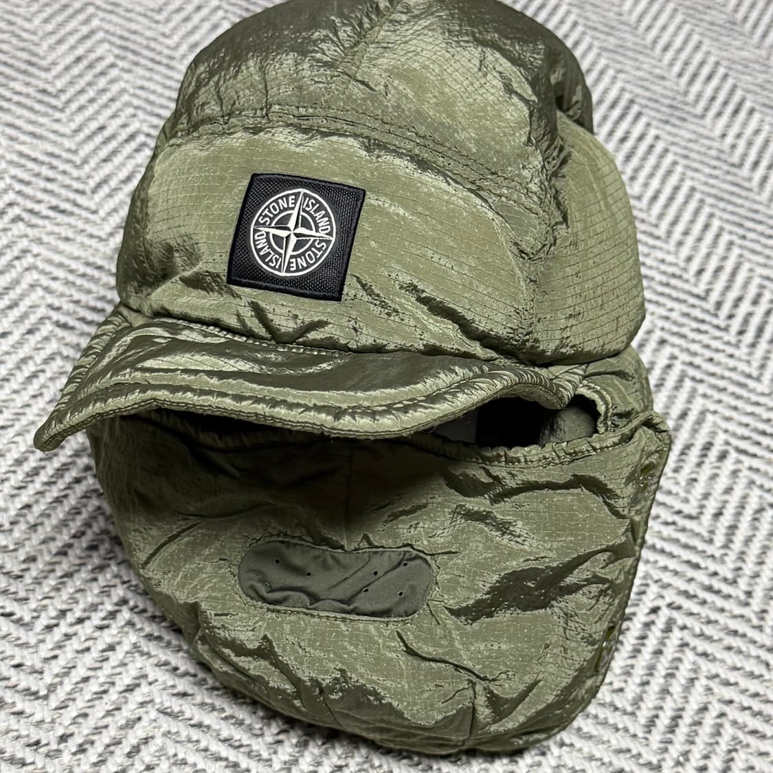 스톤아일랜드 19FW 나일론메탈 트루퍼햇 상품이미지9