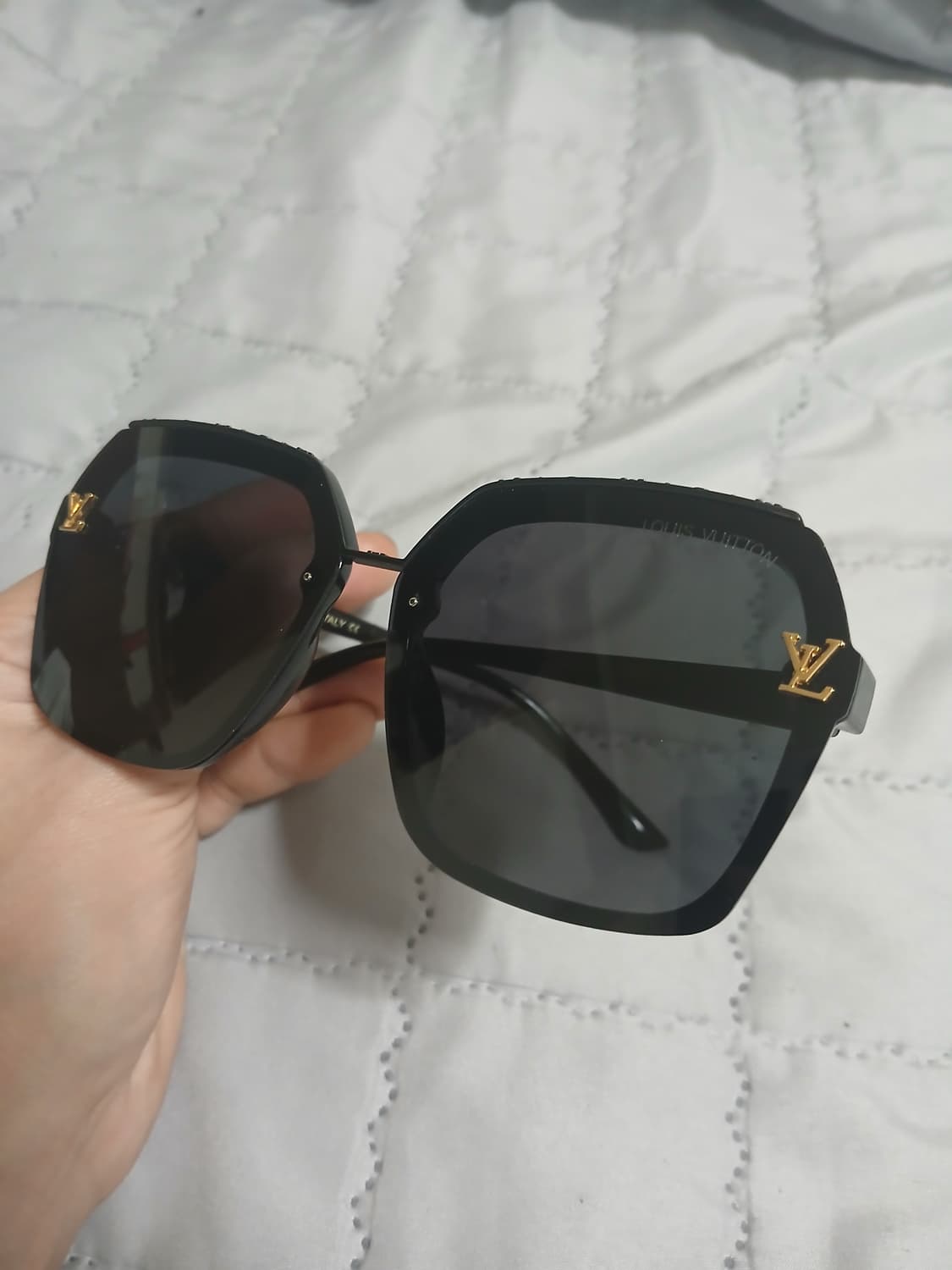 루이비통 선글라스 30만원팝니다 네고가능 상품이미지7
