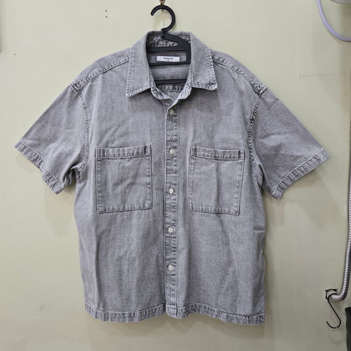 [110] 에잇세컨즈 데님 반팔 셔츠 (라이트 그레이) 상품이미지1