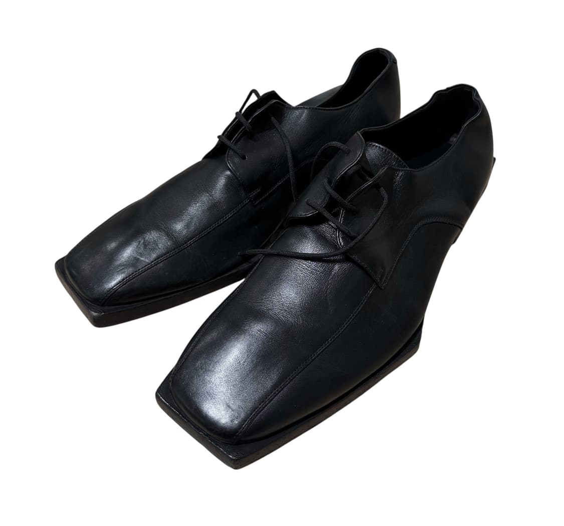 발렌시아가 스퀘어토 림 더비 슈즈 상품이미지5