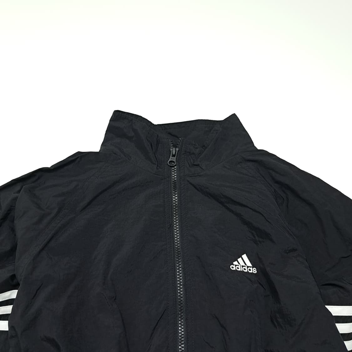CK063 FREE 아디다스 90s 말레이시아판 블랙 바람막이 크롭 자 상품이미지2