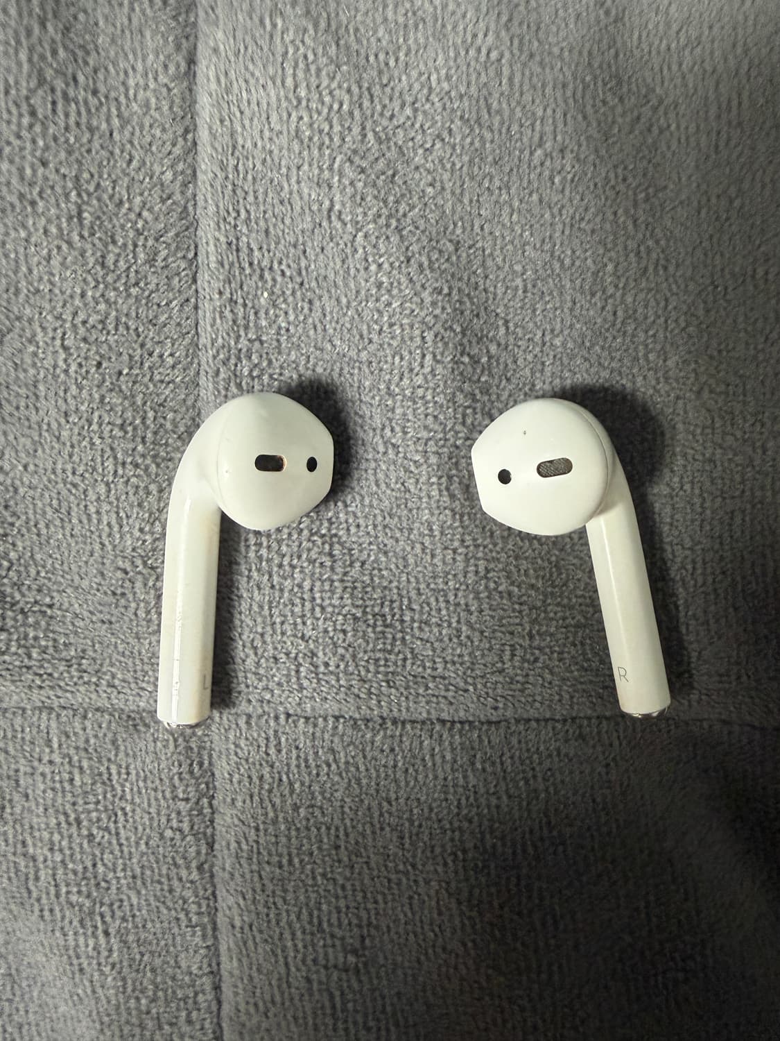 에어팟 2세대 (정상작동) 상품이미지4