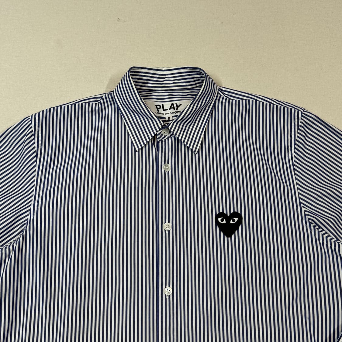 S) 꼼데가르송 플레이 하트와펜 스트라이프 포플린 셔츠 정품 상품이미지3