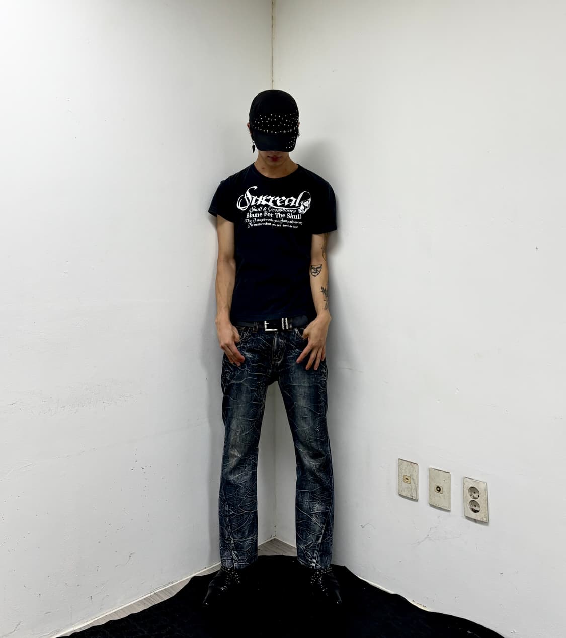 “Vintage” Back Skull Print Tee 상품이미지5
