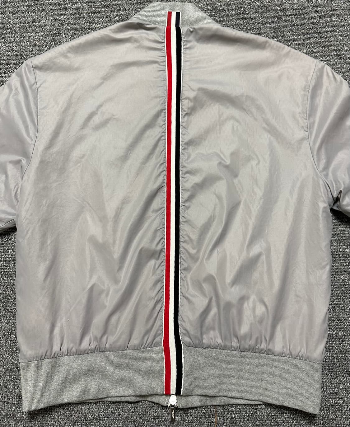 톰브라운 자켓 (100) 상품이미지4