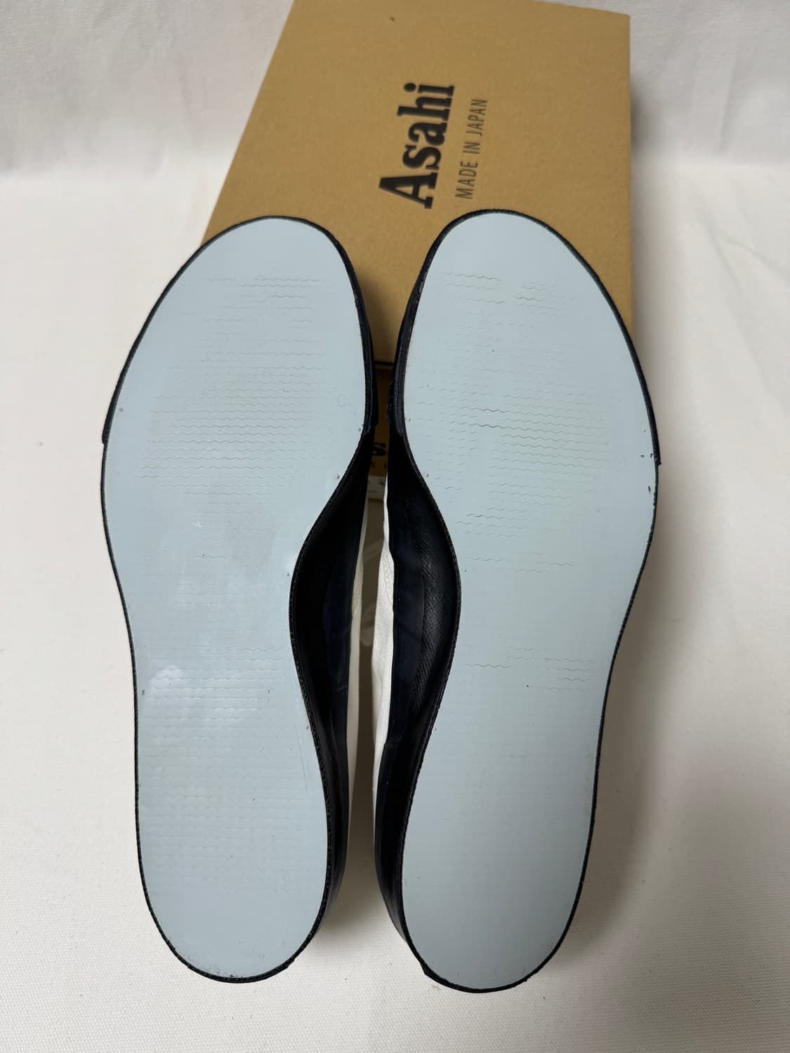 아사히 덱슈즈 모노크롬 스니커즈 새상품 260mm 상품이미지7