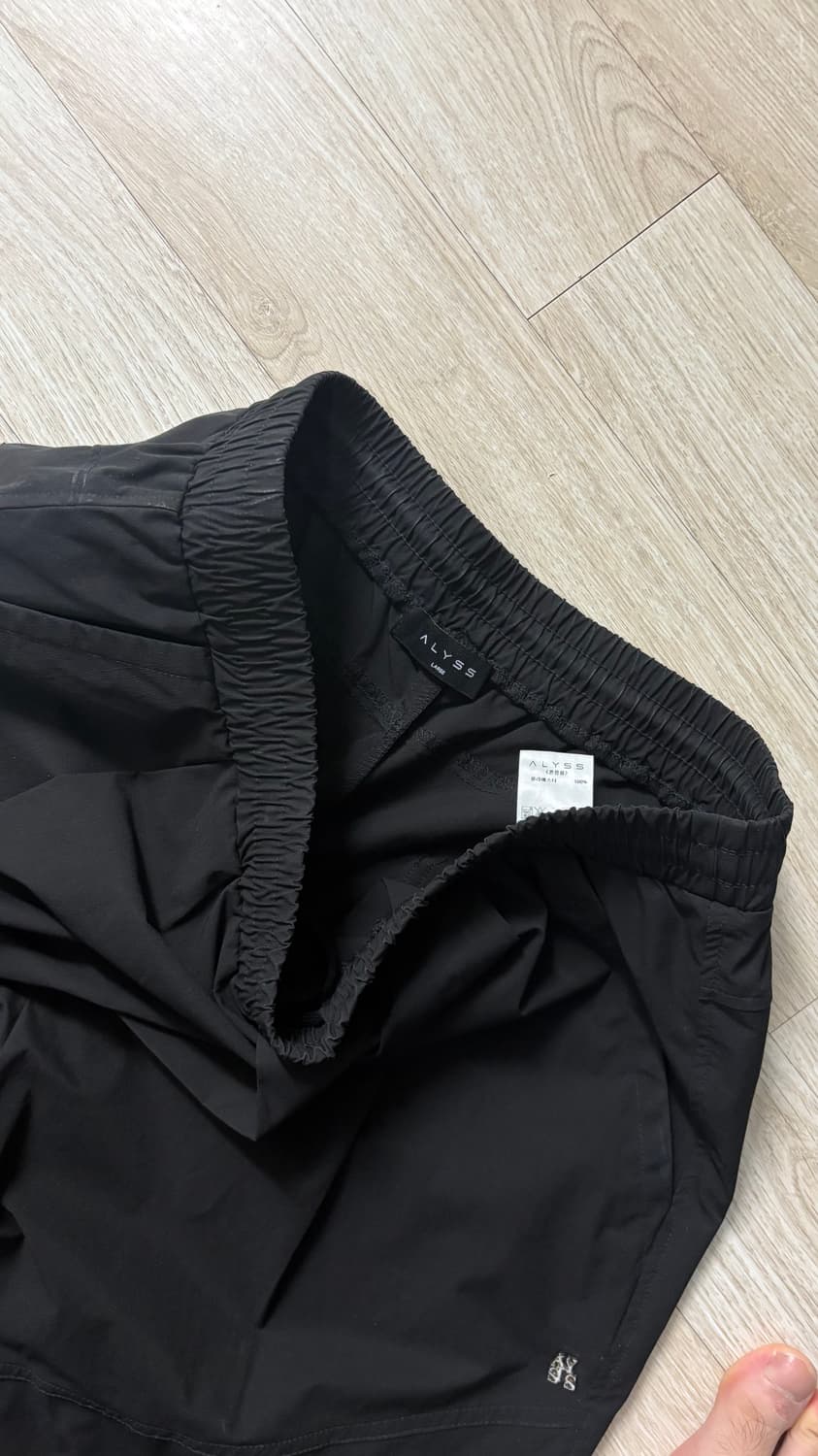 알리스 폴리시드 멀티 와이드 카고 팬츠 [블랙] 상품이미지5