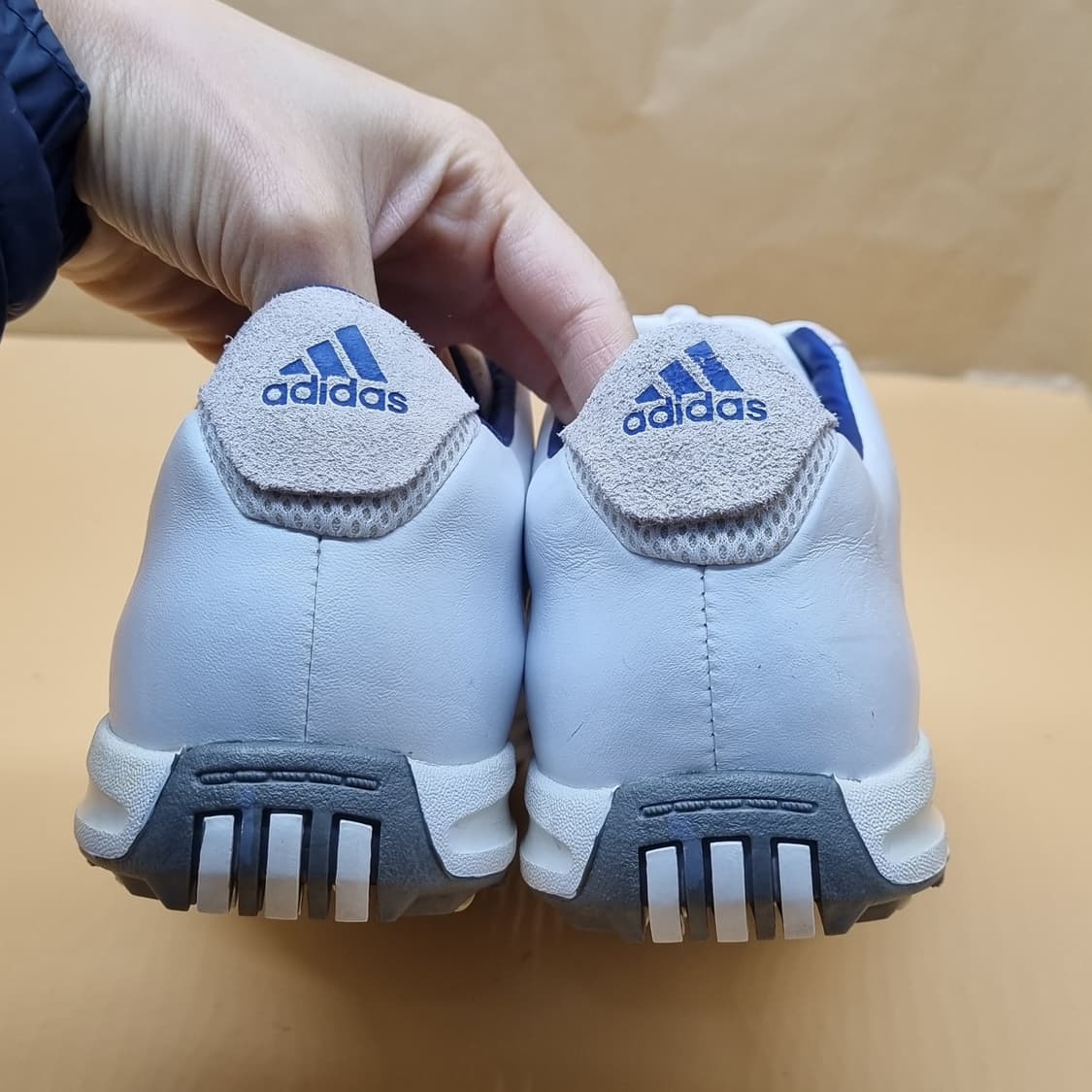 아디다스 여성가죽 골프화240 상품이미지4