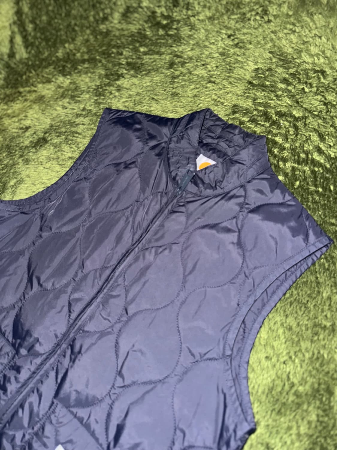 [M] 칼하트 WIP 캠프 퀼티드 라이너 베스트 네이비 상품이미지2