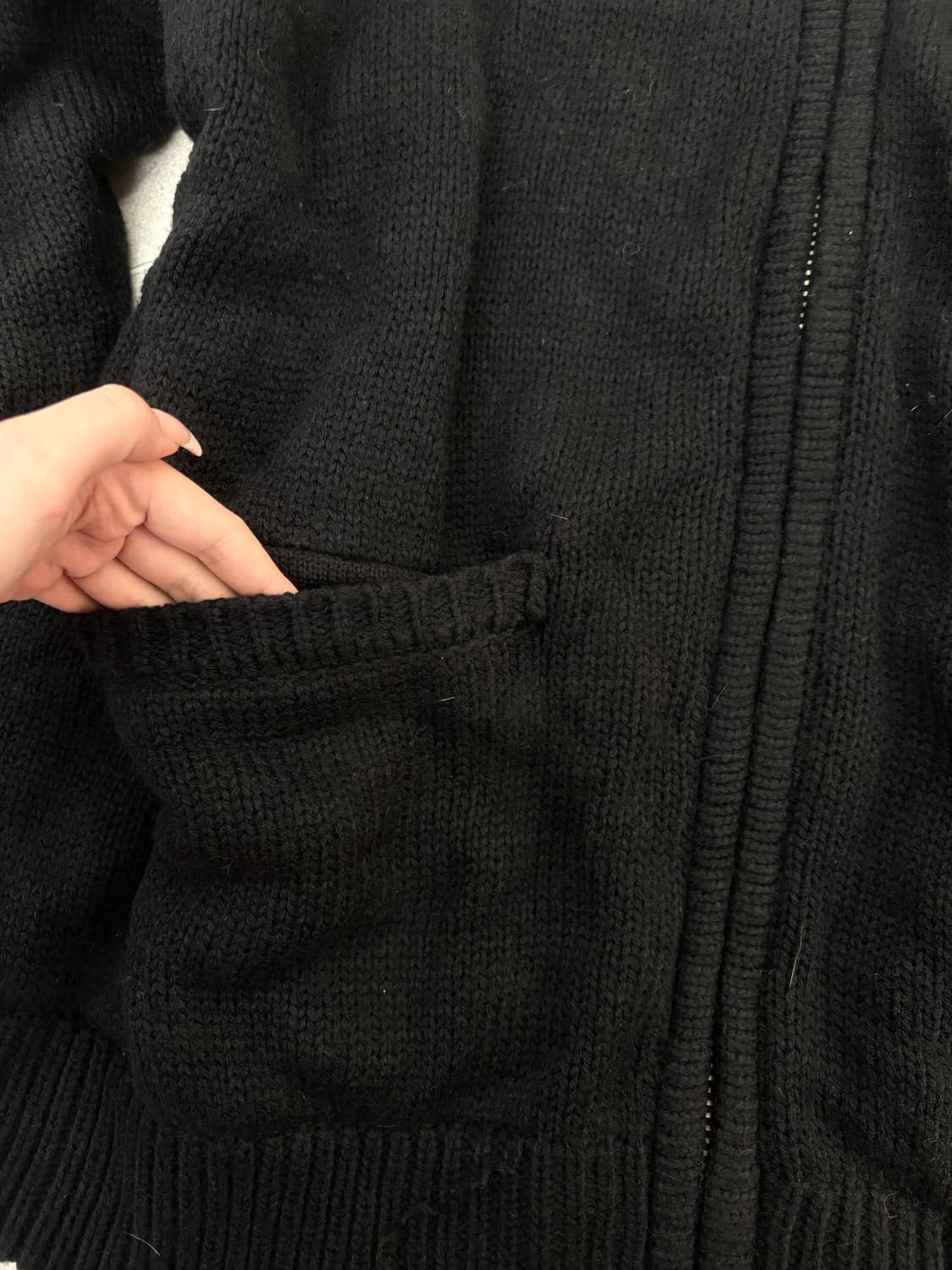 베티붑 오버핏 니트집업 상품이미지4