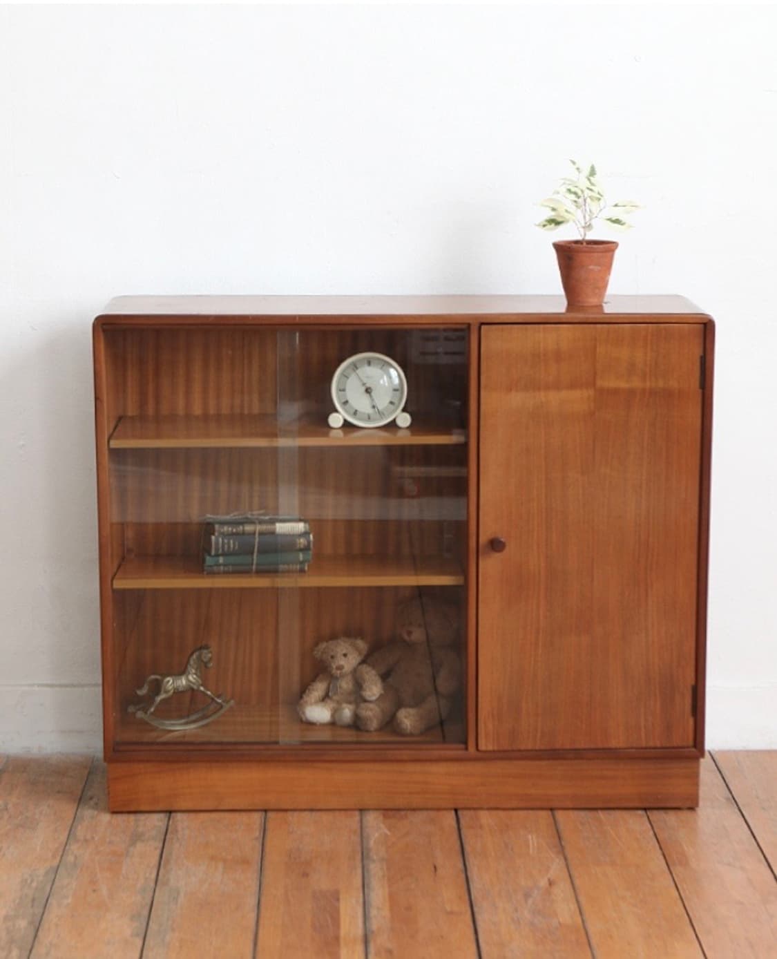 영국 미드센추리 책장 캐비넷 상품이미지1