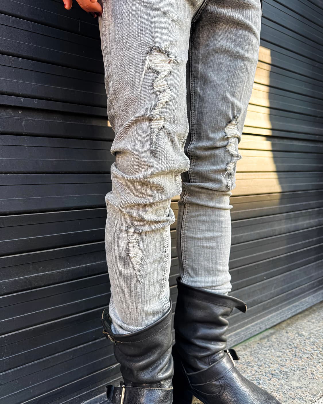 Gray Wash & Damaged Denim Skinny Jeans   상품이미지9