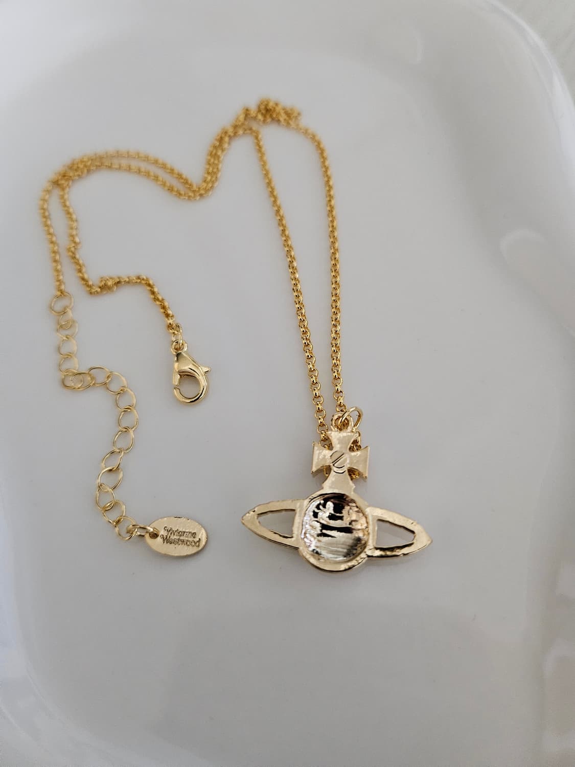 비비안웨스트우드 업사이클링 금장 목걸이 상품이미지4