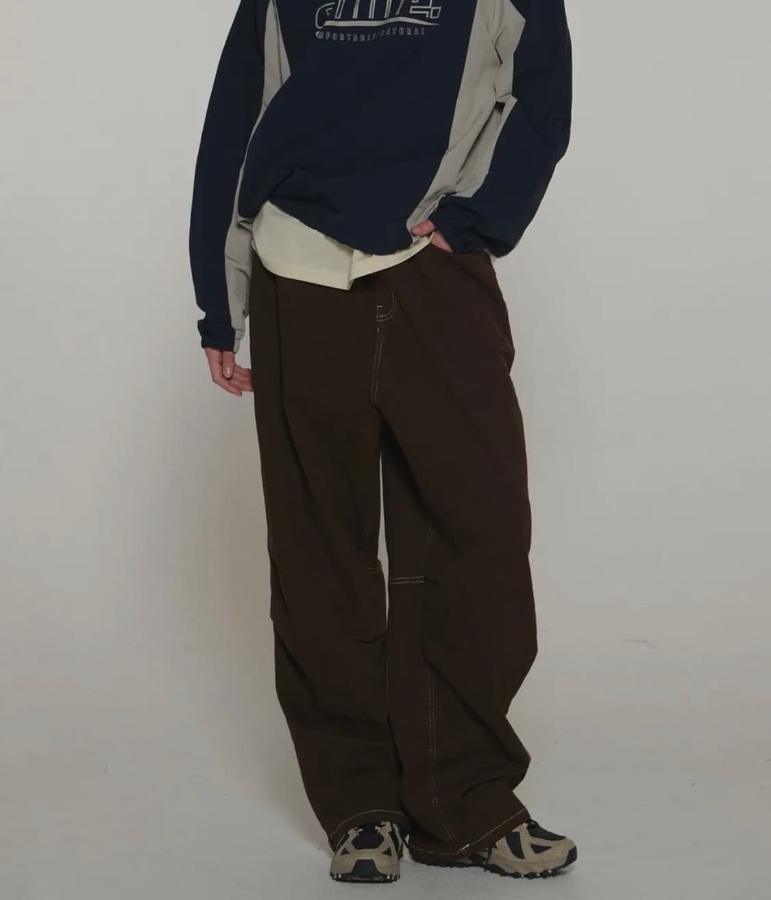 핀턱 절개 스티치 와이드 팬츠 상품이미지1