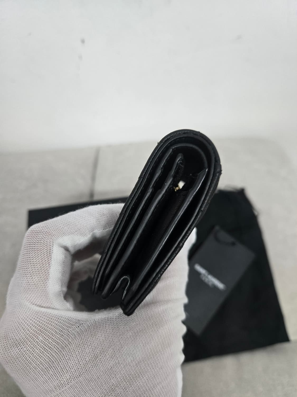 [보증서 정품] 입생로랑 비지니스 반지갑 상품이미지1