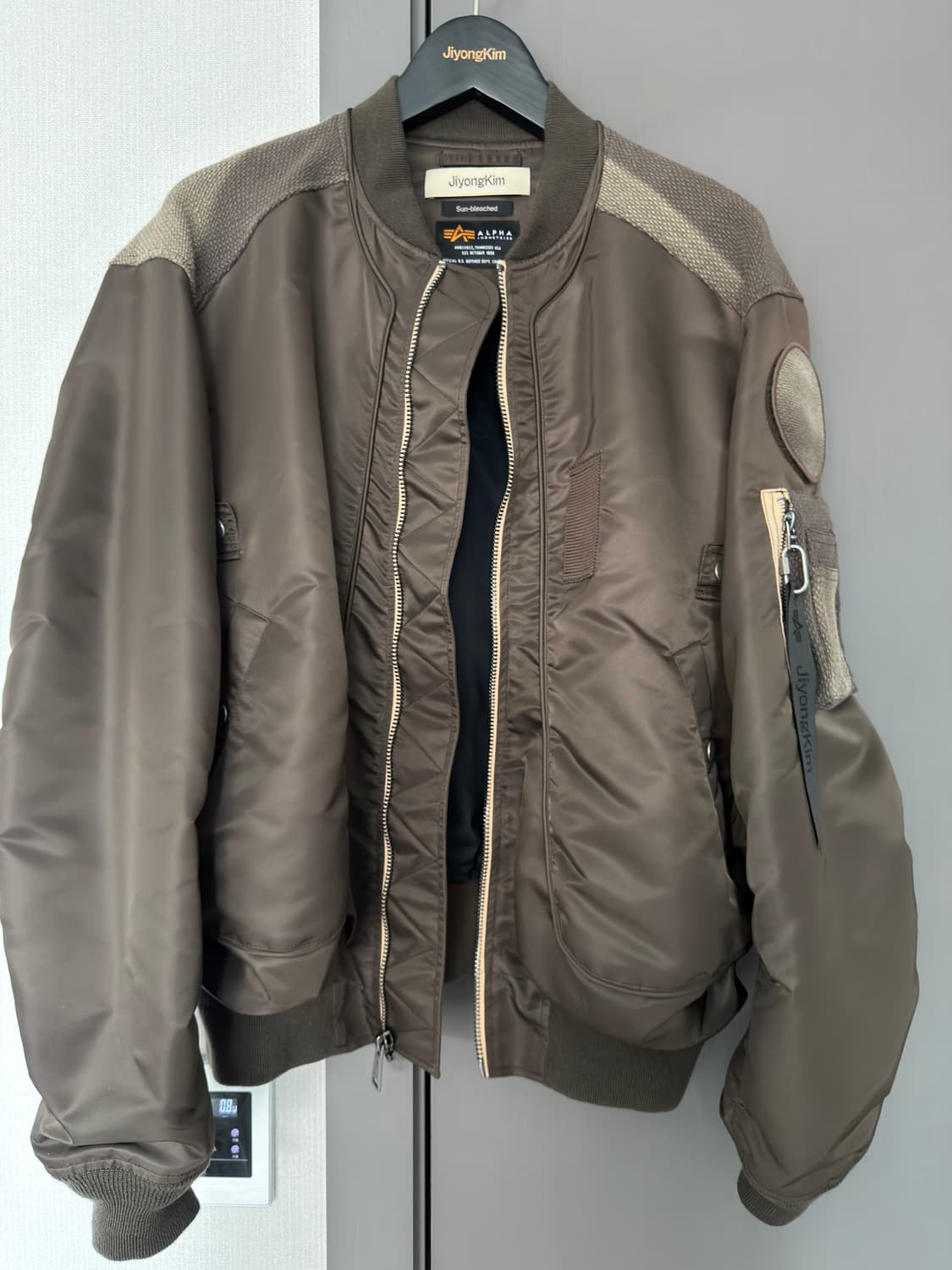 지용킴 x 알파 ma1자켓 상품이미지1