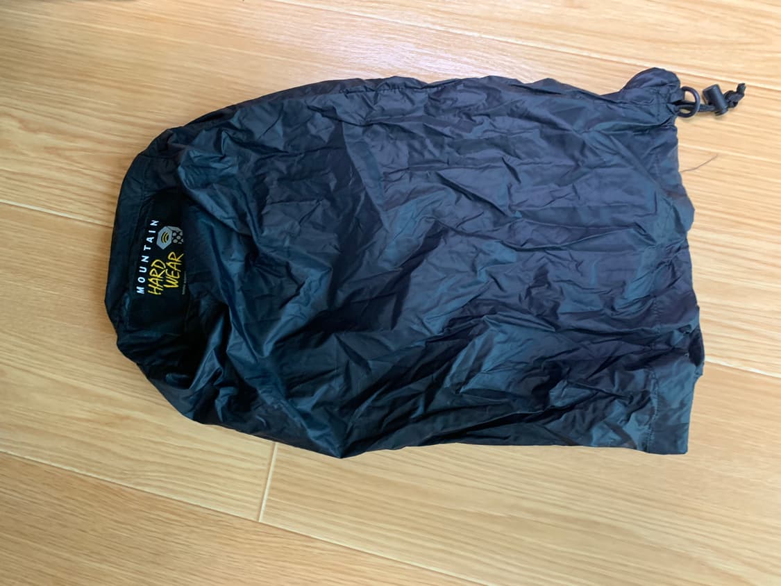 마운틴 하드웨어 블랙 미디움 콜드에이스 새상품급 상품이미지10