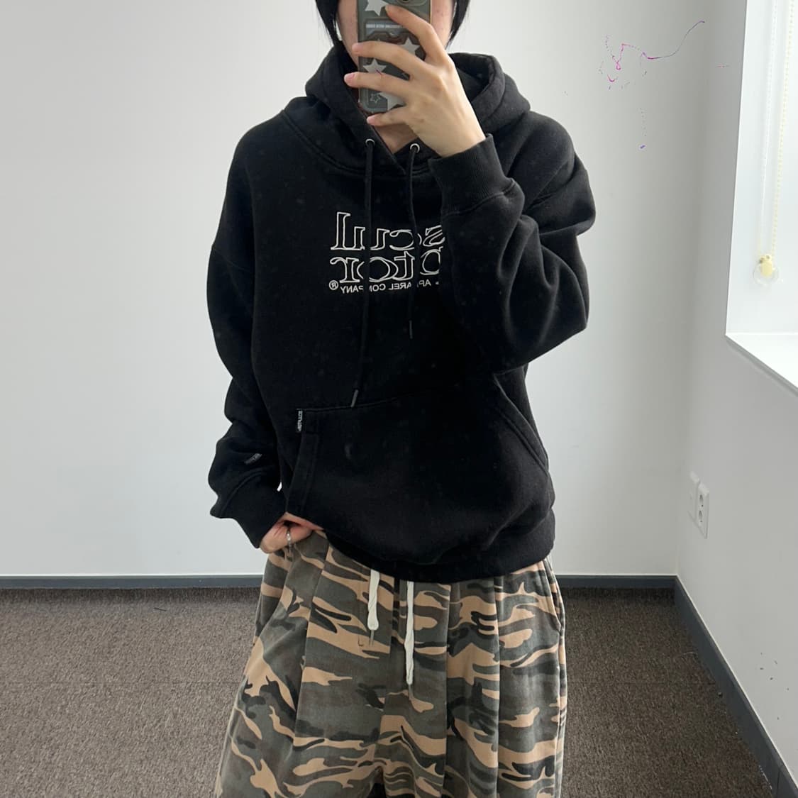 Sculptor 스컬프터 백 로고 블랙 후드티 상품이미지1