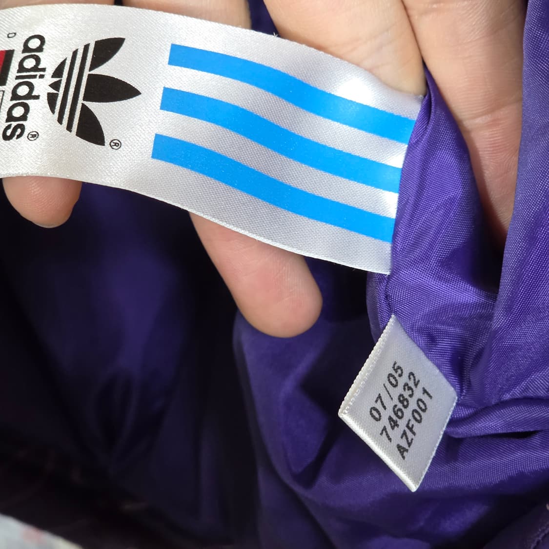 아디다스 퍼플 크라운 카모 패턴 걸스 패딩 상품이미지10