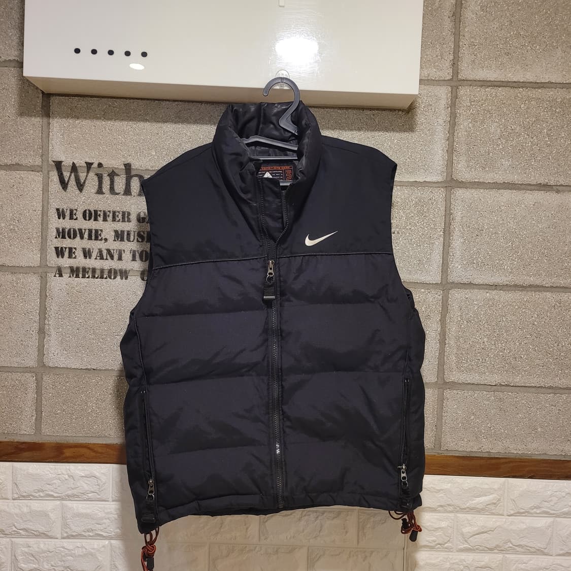 나이키 ACG 90s 다운 베스트 M 상품이미지1