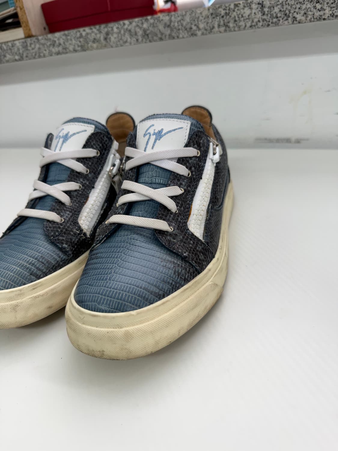 정품) 쥬세페자노티 블루 뱀피 스니커즈 37 상품이미지2