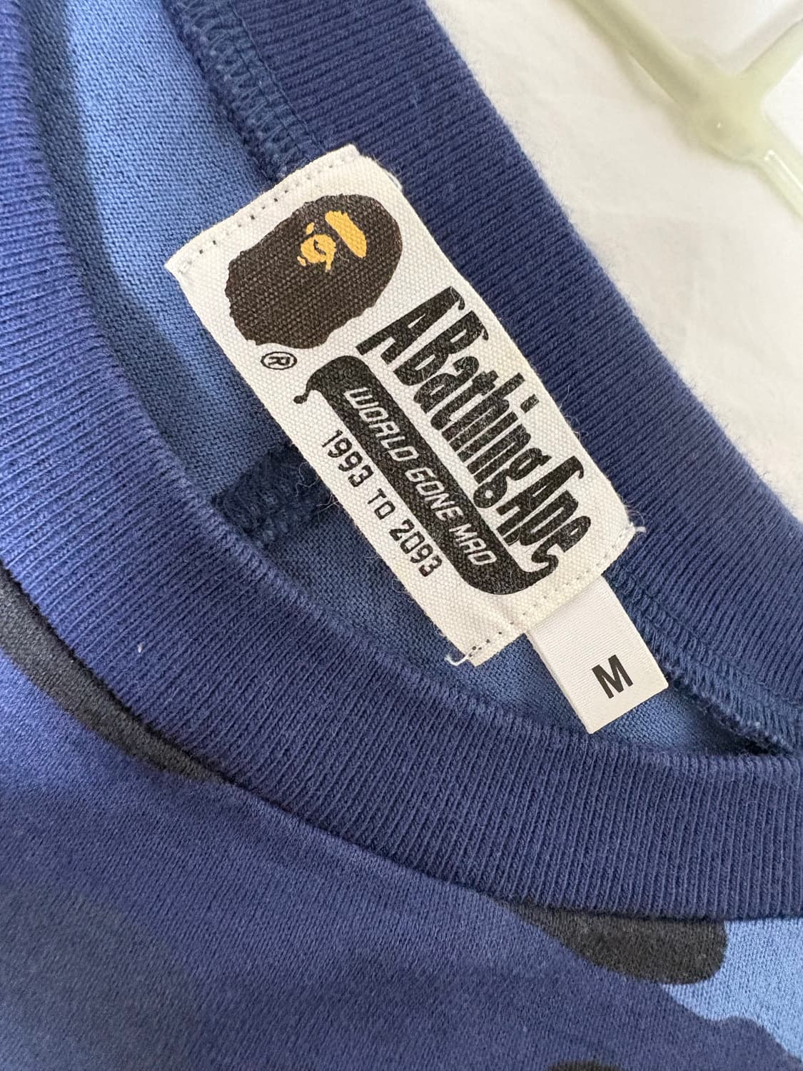 (해린 착용) 베이프 롱슬리브 상품이미지4