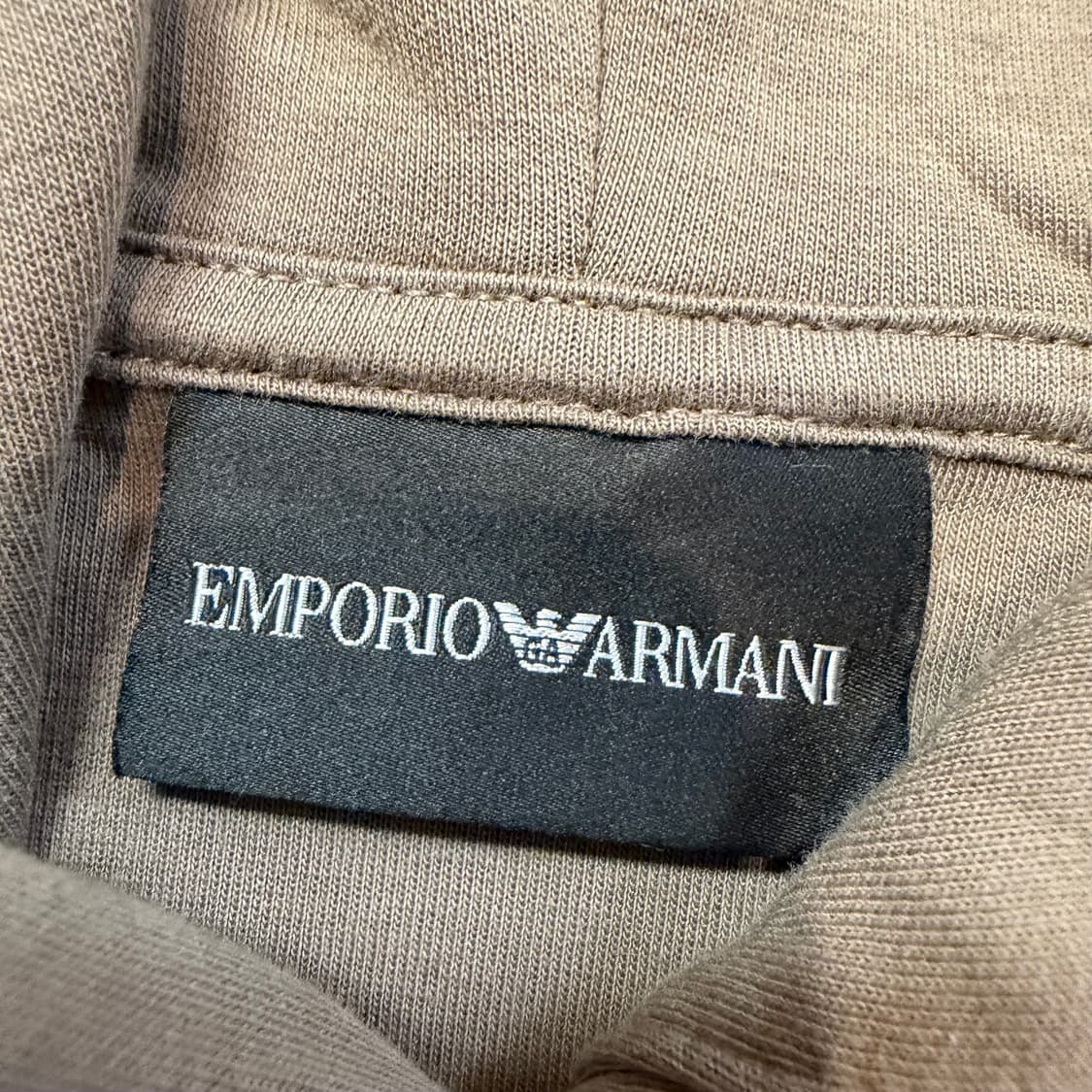 엠포리오 아르마니 센터 이글 로고 후드티 상품이미지2