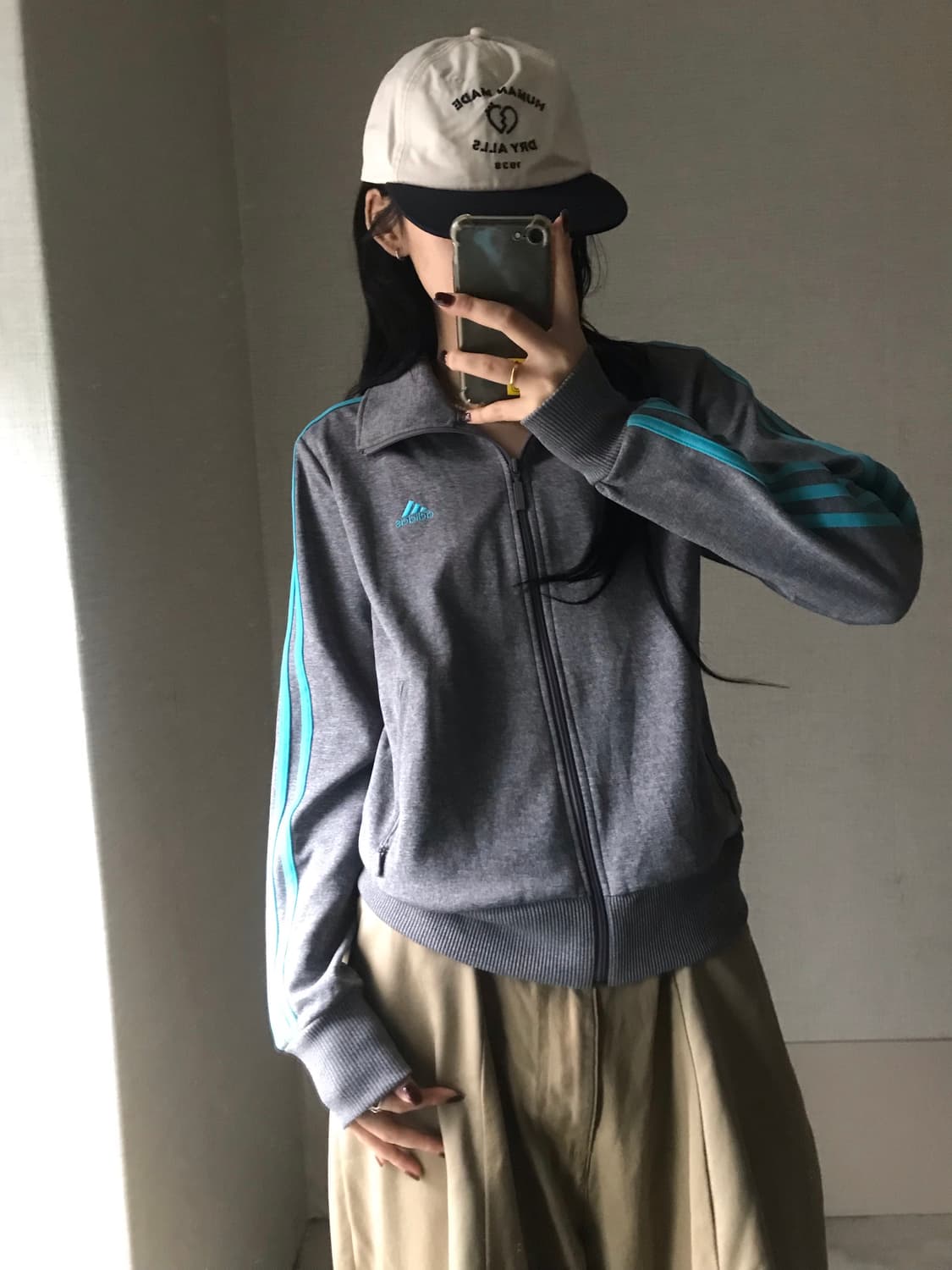 아디다스 그레이 연하늘 져지 상품이미지1