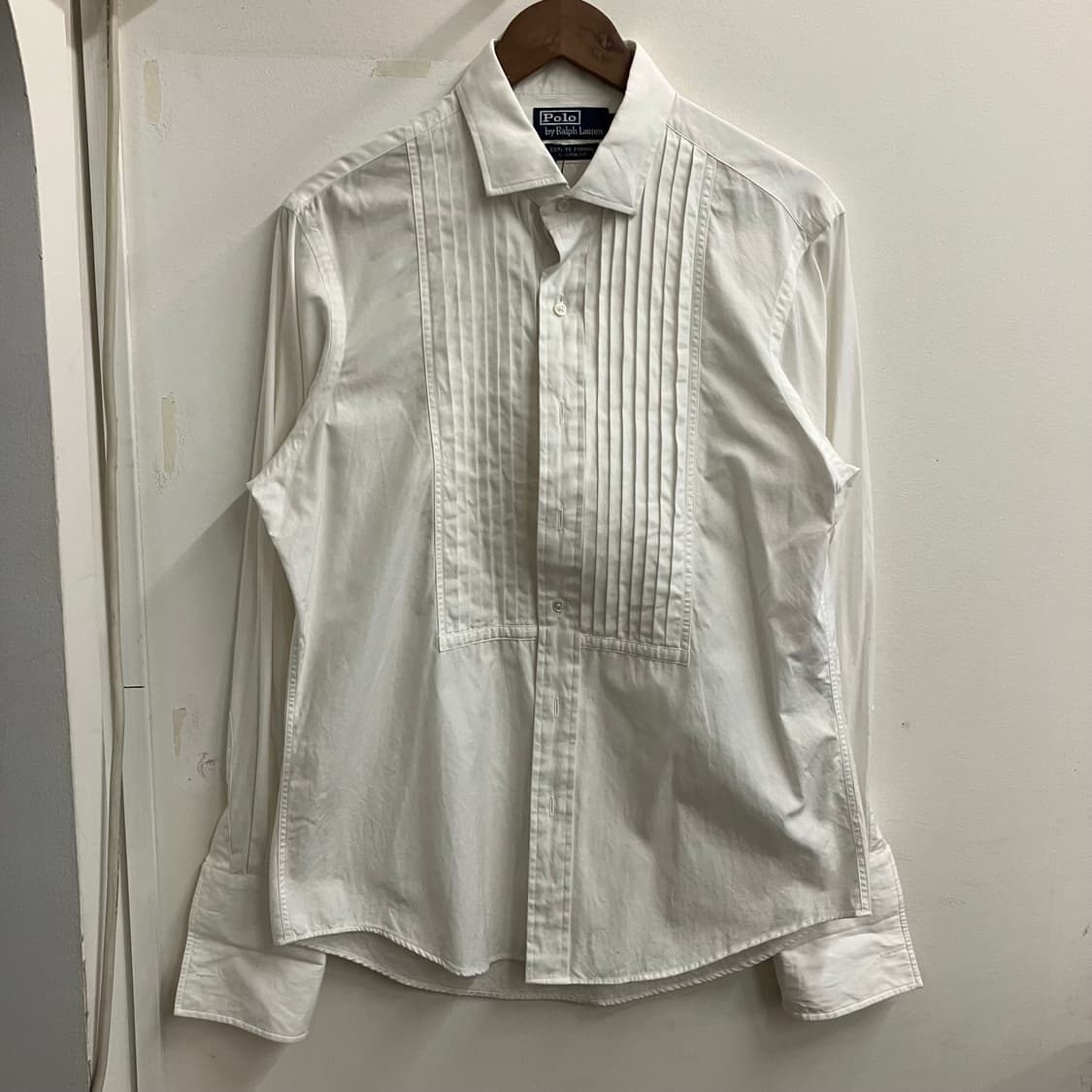 N174 폴로 핀턱 포멀 셔츠 화이트 상품이미지1