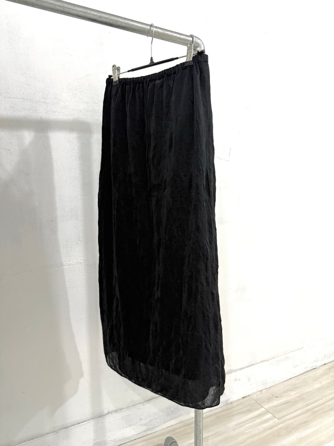 Black Wrinkle Detail Long Skirt 상품이미지8