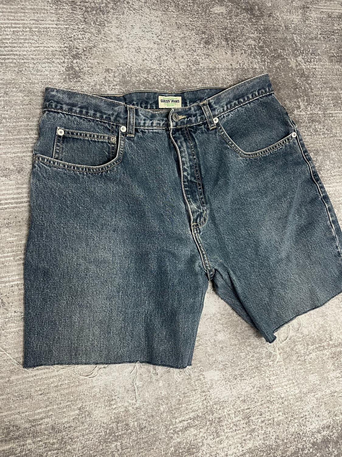 90‘s vintage GUESS 데님숏츠 상품이미지1