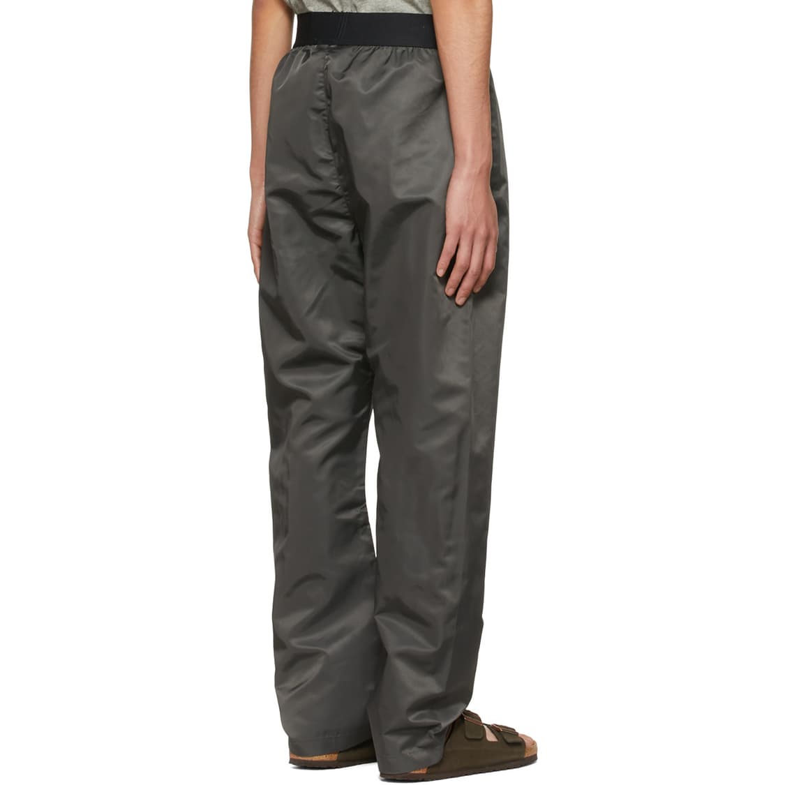 피어오브갓 에센셜 릴랙스드 나일론 트랙 팬츠 블랙 상품이미지4