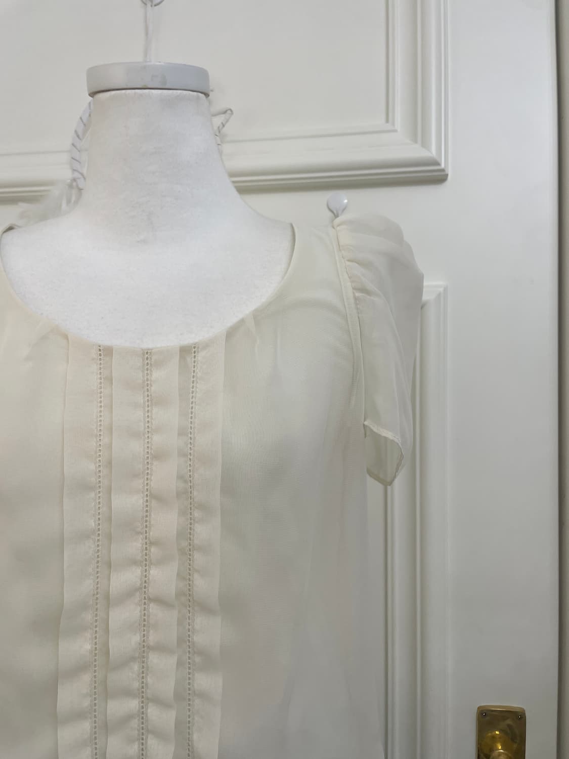 ivory pleats point puff sleeve blouse 상품이미지7
