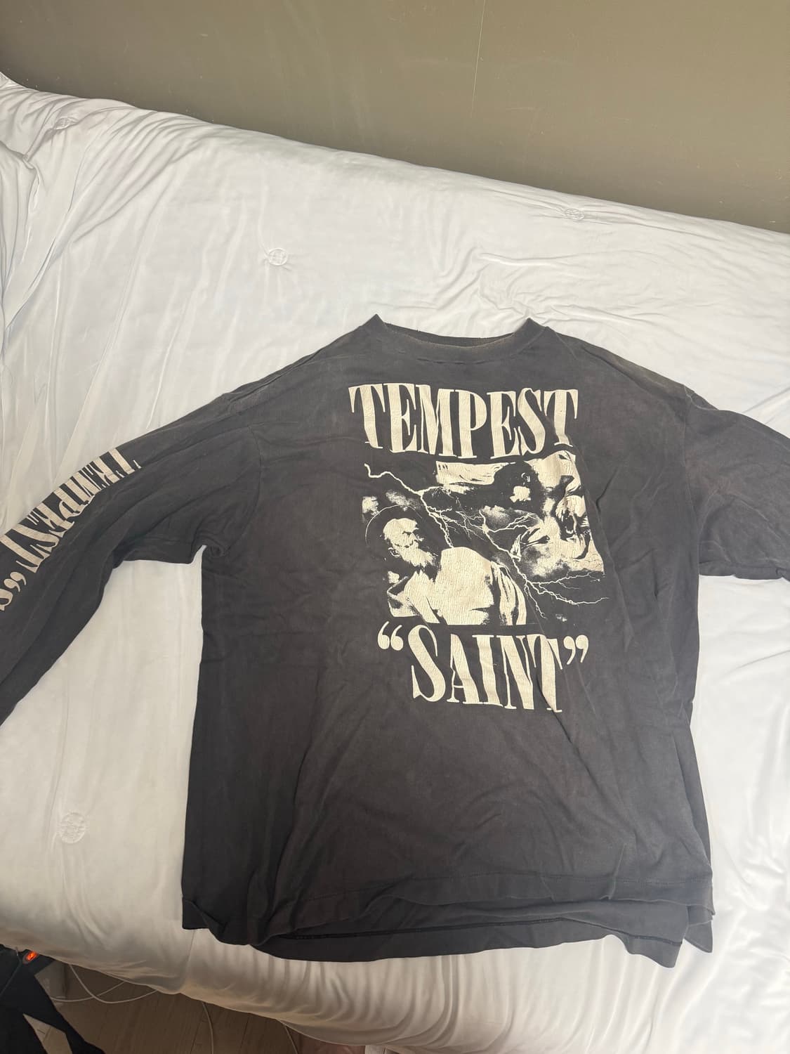 세인트미카엘 XL사이즈 롱슬리브 판매합니다 상품이미지2