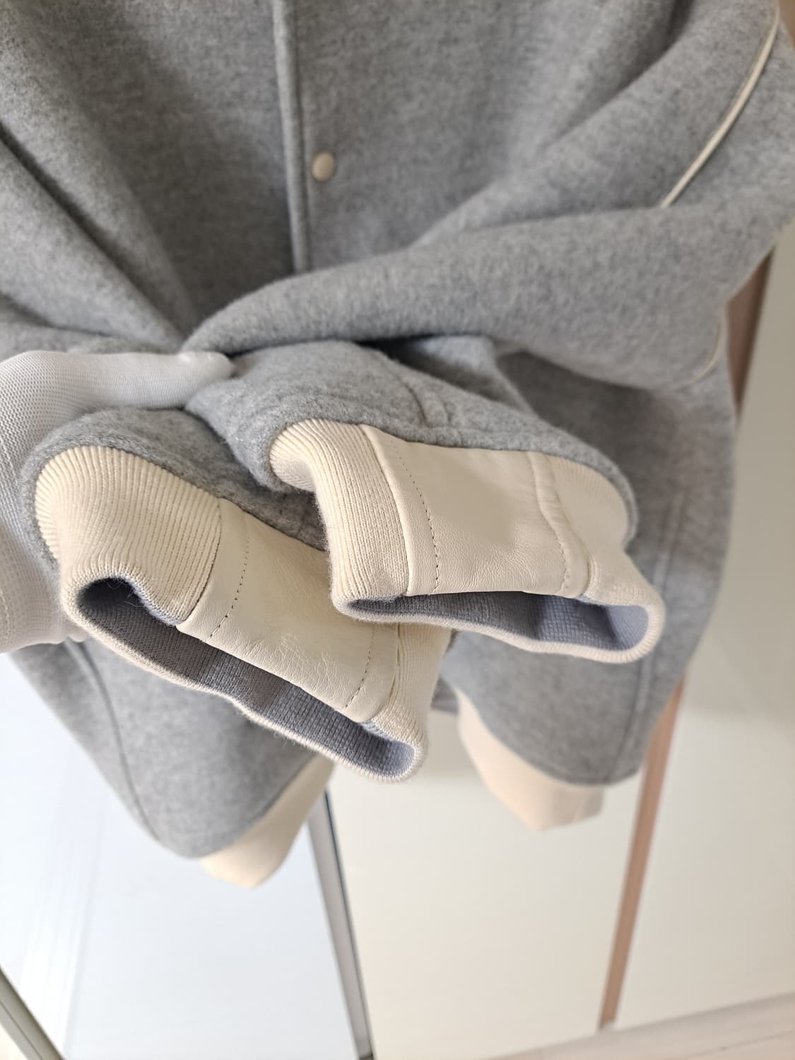 POTTERY 포터리 - 멜튼울 레더스티치 바시티 점퍼 105 - 110 상품이미지5