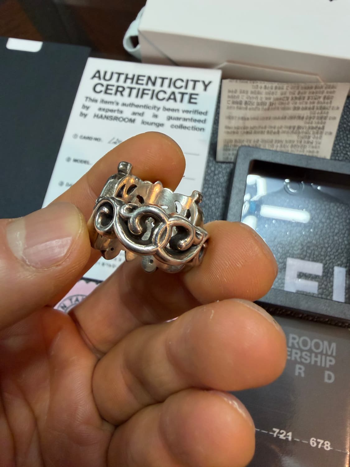 크롬하츠 정품 버터플라이반지  17호 사이즈 한스룸 풀구성 팝니다.!! 상품이미지4