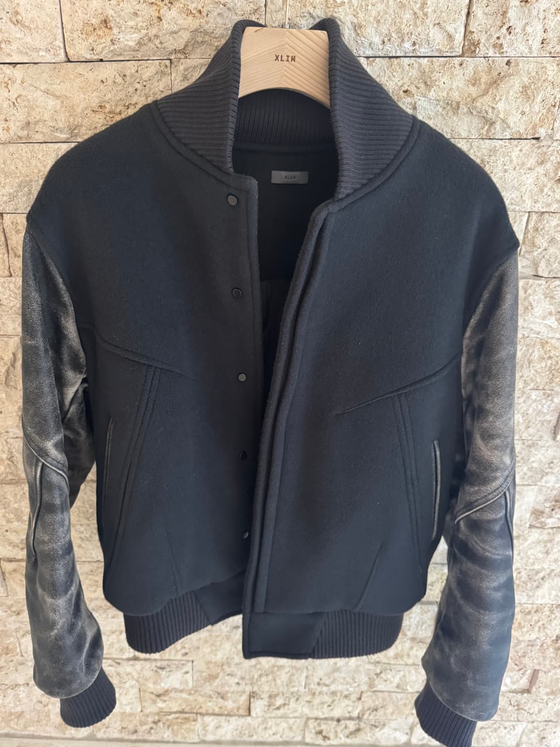 엑슬림 ep6 바시티 자켓 차콜 S 상품이미지1