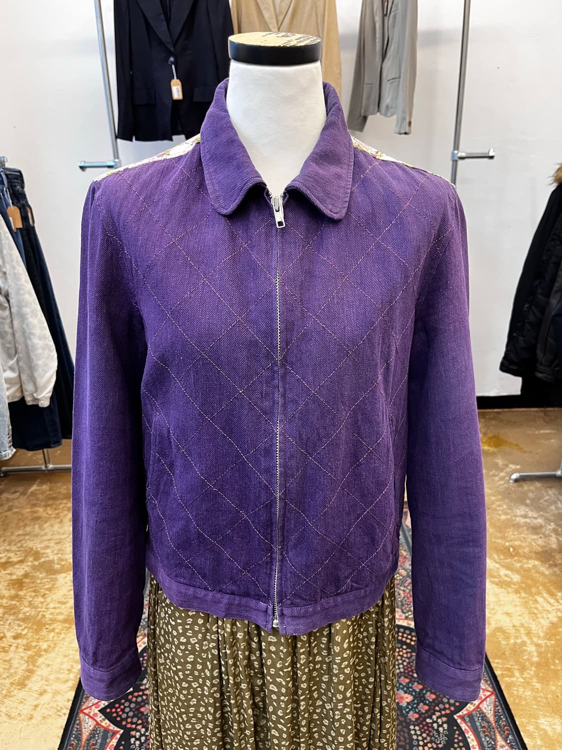 핑크하우스 퀼티드 코듀로이 집업 자켓 상품이미지2