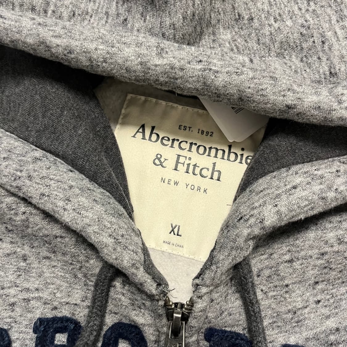 Abercrombie grey zip-up hoodie 상품이미지6