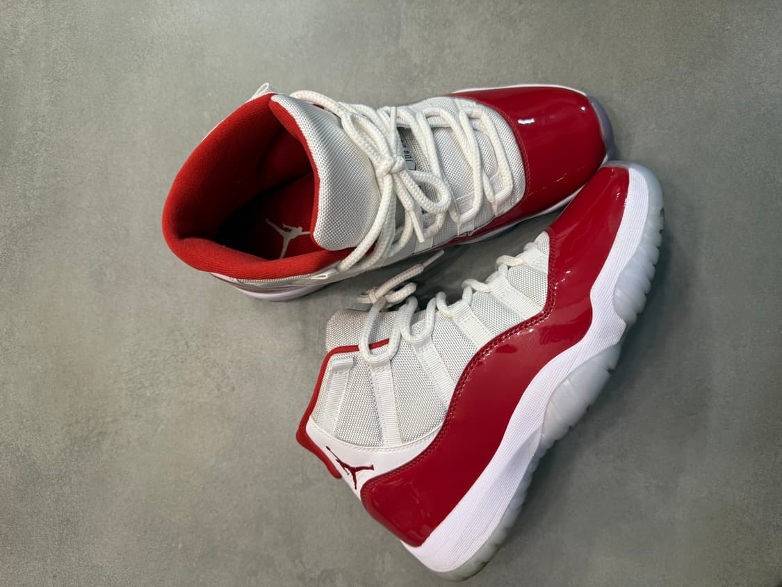 조던 11 레트로 바시티 레드 상품이미지1